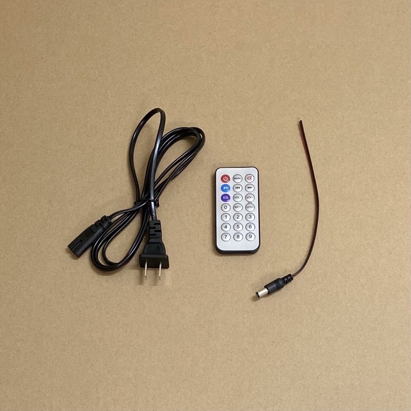 Loa Sub Crown 4 bluetooth dáng tròn công suất 10W dùng chuyển nguồn 220V/ 12 V