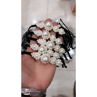Bòm tóc đính hạt siêu xinh