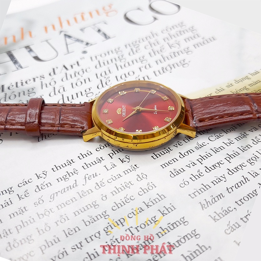 Đồng Hồ Nữ Thời Trang Dây Da - Pin  Kính Sapphire Chống Nước