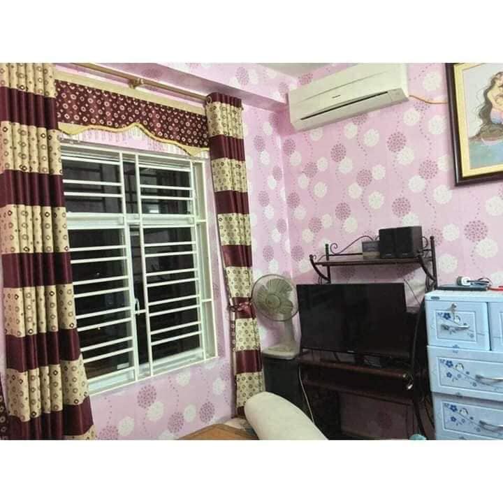 Giấy dán tường cẩm tú cầu hồng có keo sẵn khổ: 45x100cm/cuộn
