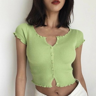 Áo thun nữ croptop viền bèo cài nút tay ngắn