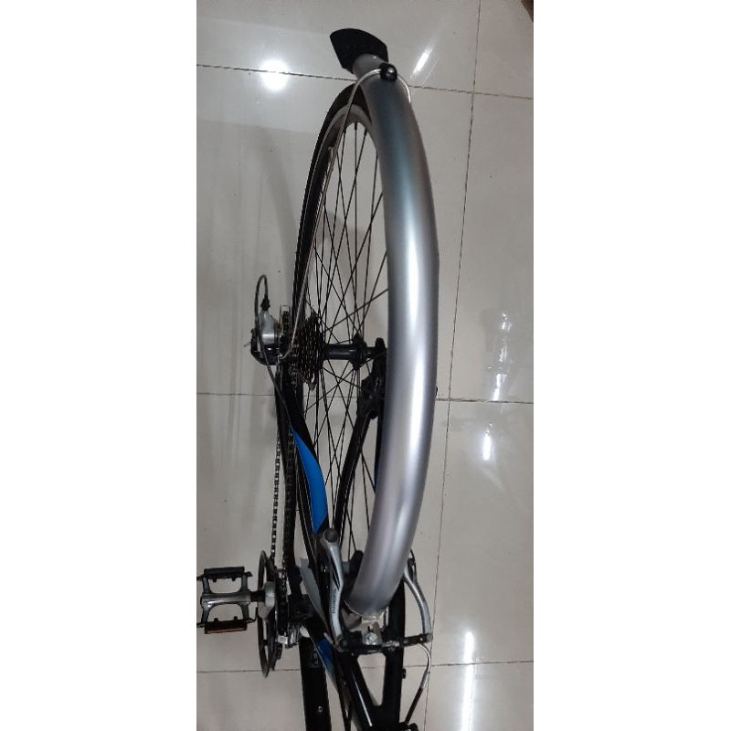 Vè chắn bùn xe đạp bánh 700 dòng tuoring