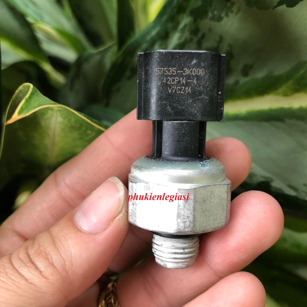 Cảm biến bù ga đánh lái Mitsubishi Grandis MR594646 42CP14-2  hàng OEM