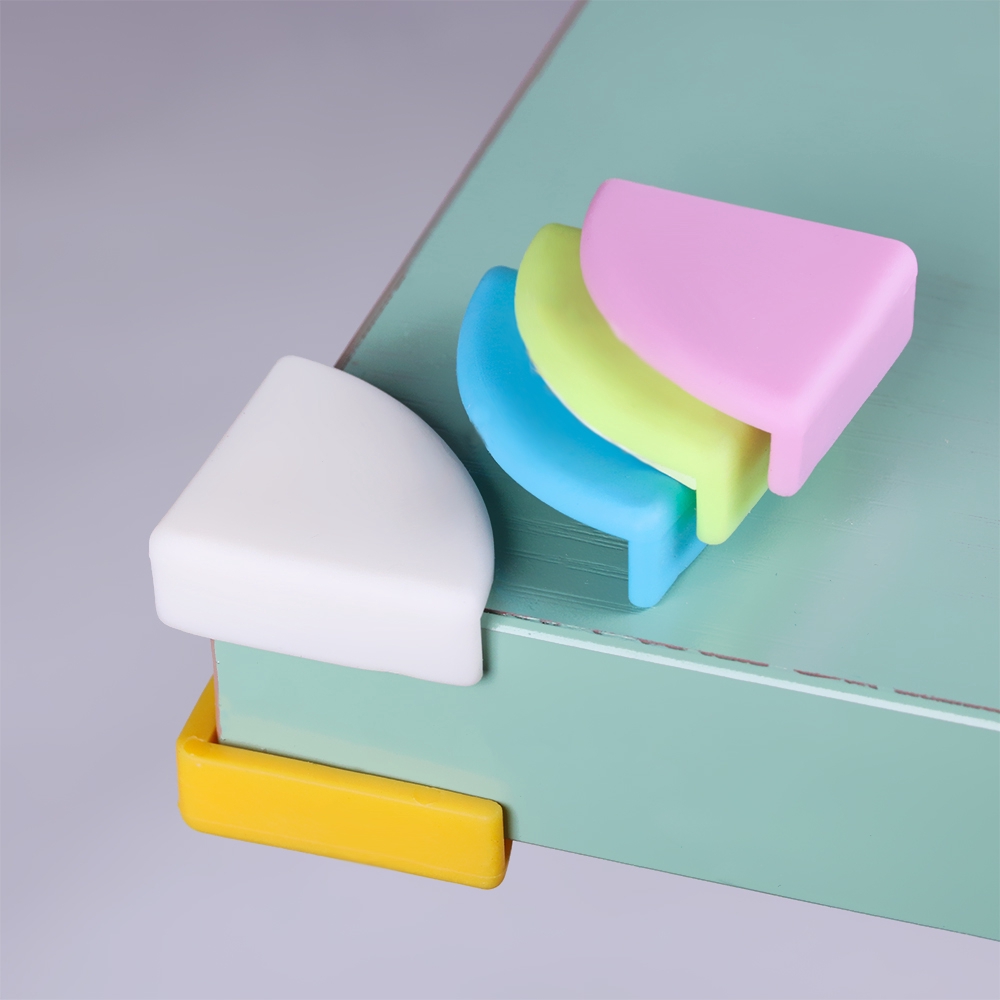 Set 4 miếng nhựa mềm bịt góc bàn bảo vệ an toàn cho bé