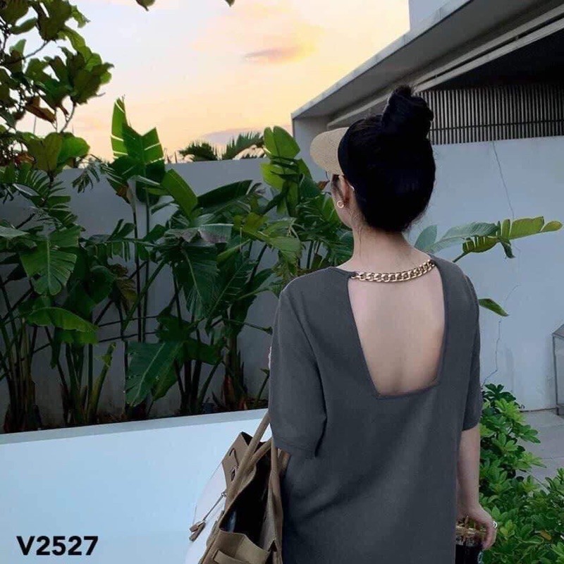 Váy cotton đen ghi cổ xích dáng xuông
