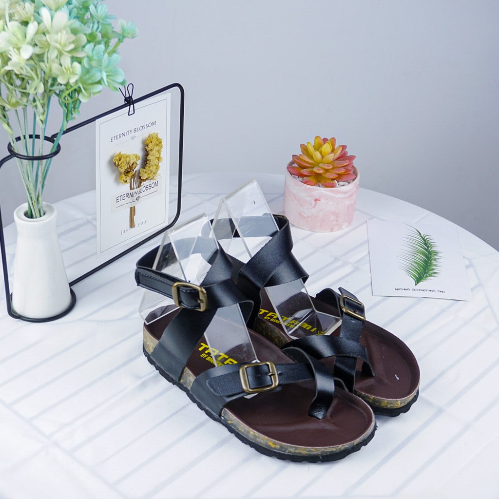 Giày sandal nữ đi học xỏ ngón đế trấu quai chéo siêu xinh