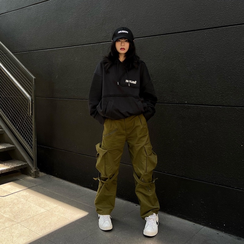 QUẦN TÚI HỘP THEFLUSH KHAKI ZIP-OFF CARGO PANTS