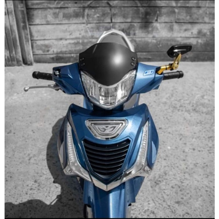 Kính chắn gió Fu 125 đèn Led