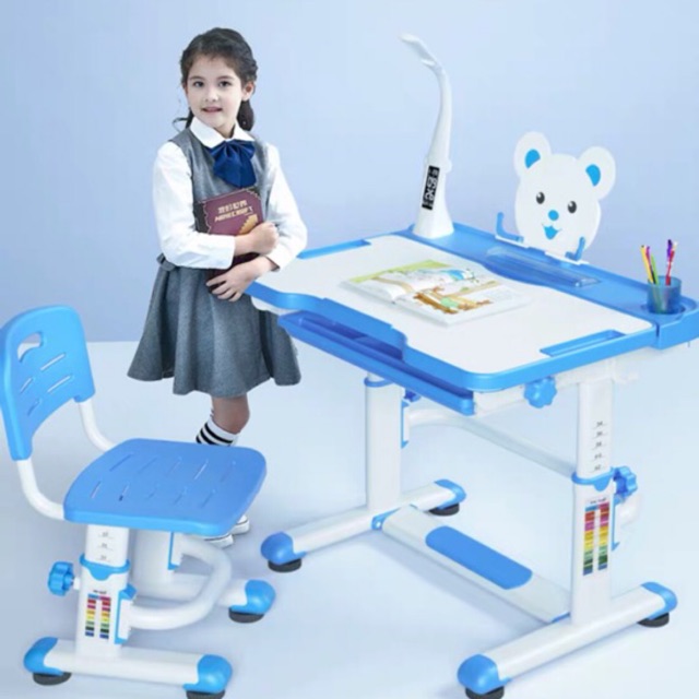 Bàn chống gù chống cận  kèm đèn + giá đọc sách cho bé từ 2-18 tuổi(mẫu mới 2019)