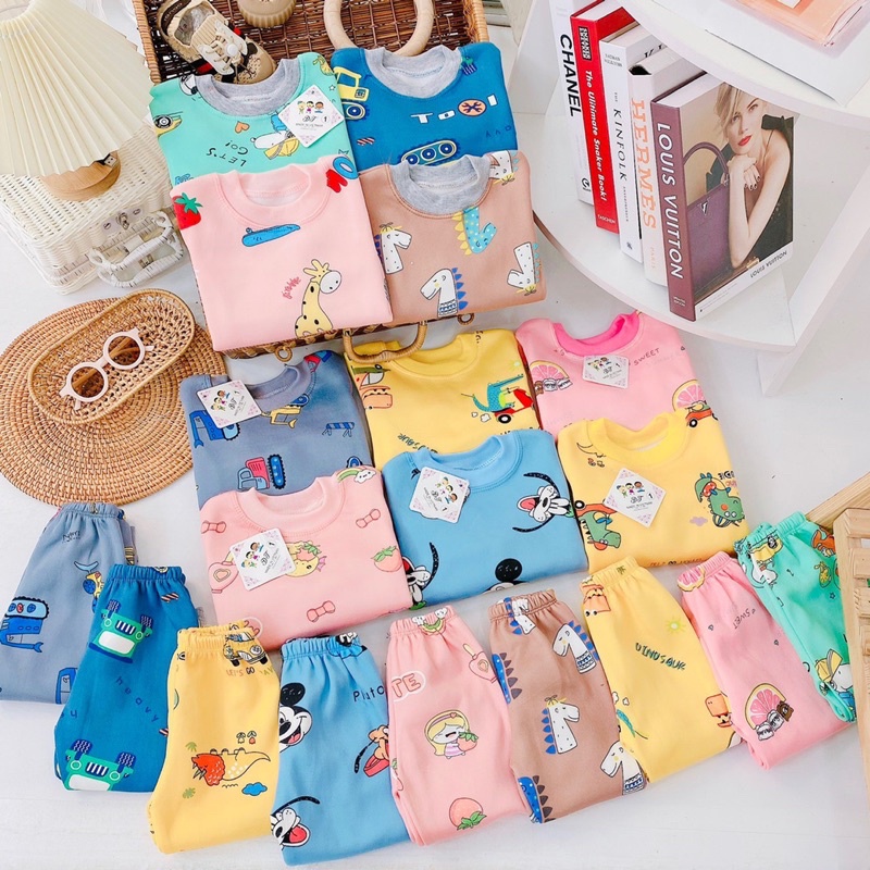 Đồ bộ quần áo dài tay cho bé chất nỉ bông K010