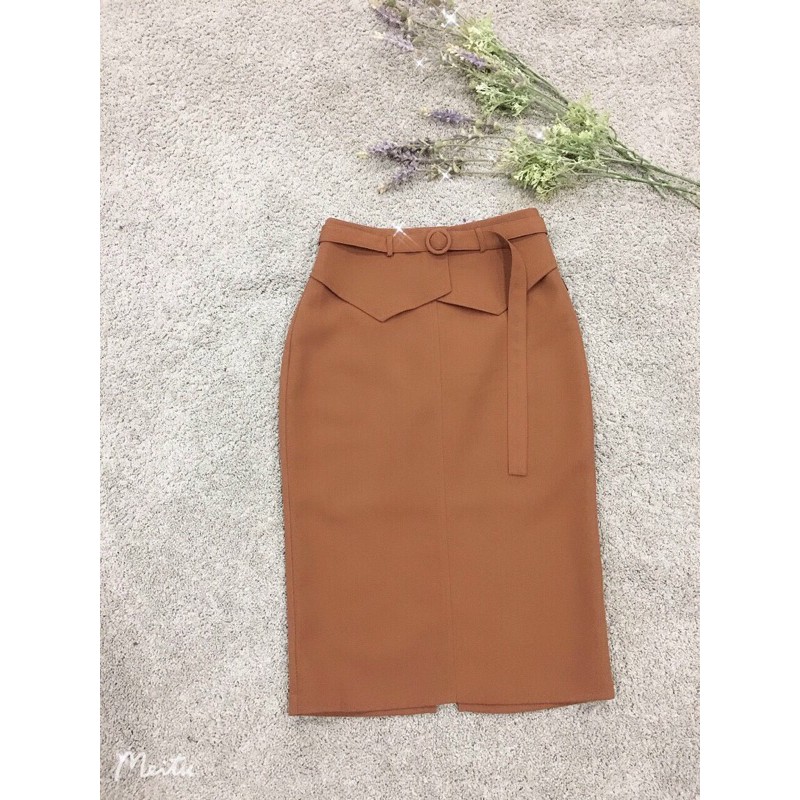 Chân váy bút chì cạp cao kèm đai cá tính,dáng ôm tôn đôi cân dài miền man,chất vả cao cấp co giãn