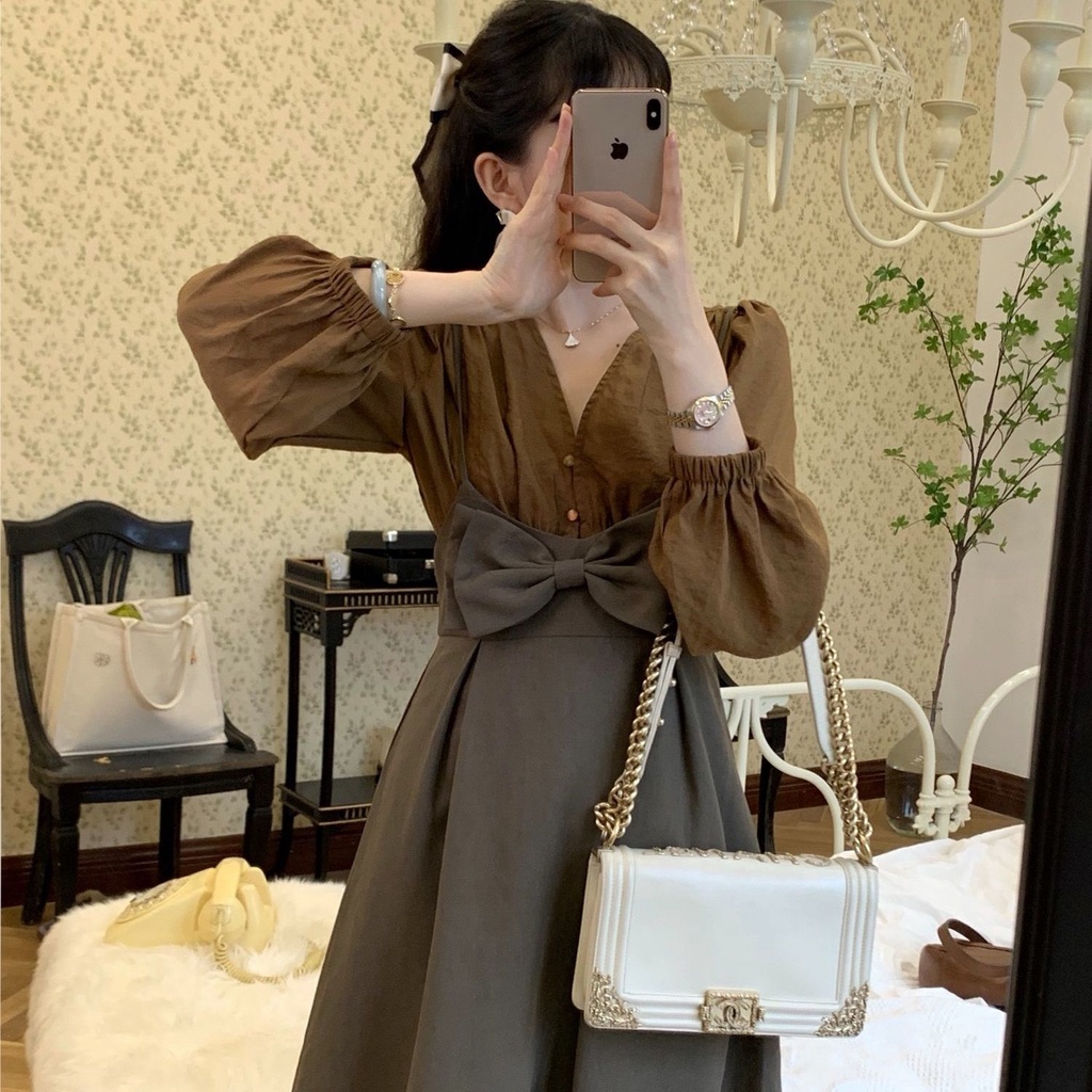 Set chân váy và áo tay dài phong cách retro thời trang cho nữ | BigBuy360 - bigbuy360.vn