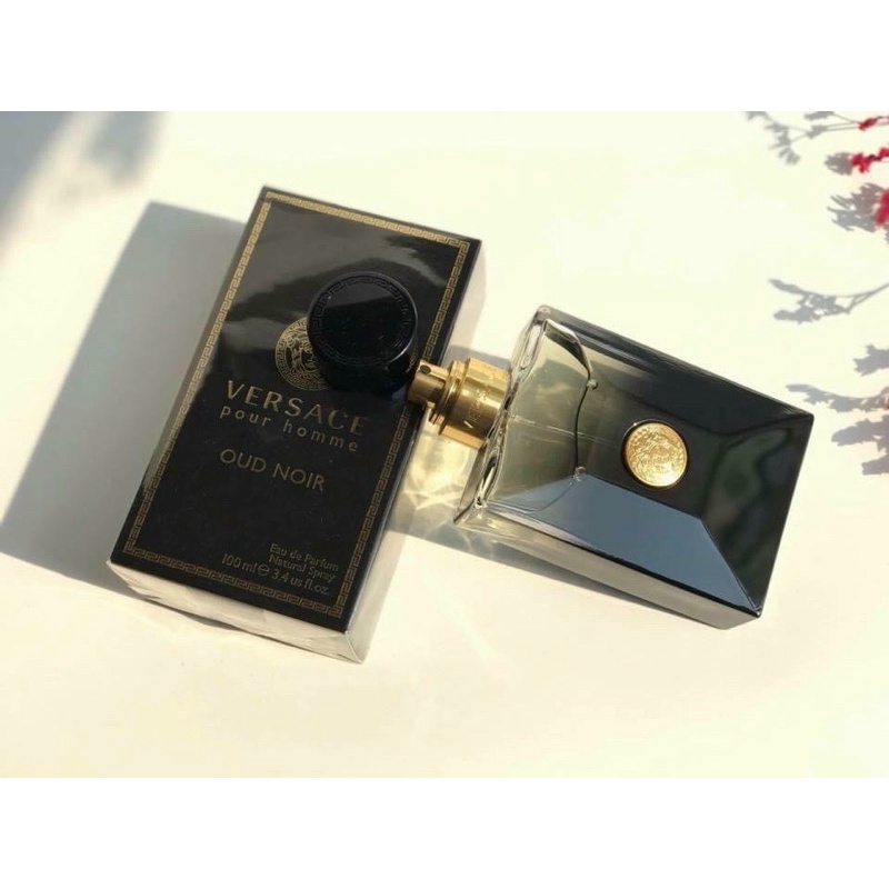 Nước hoa Versace Pour Homme Oud Noir Edp 100ml
