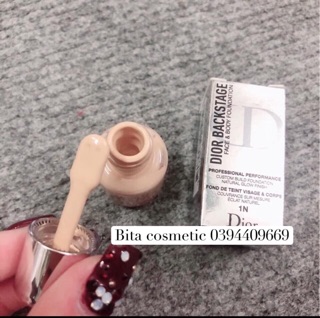 Kem nền Dior minisize tone sáng