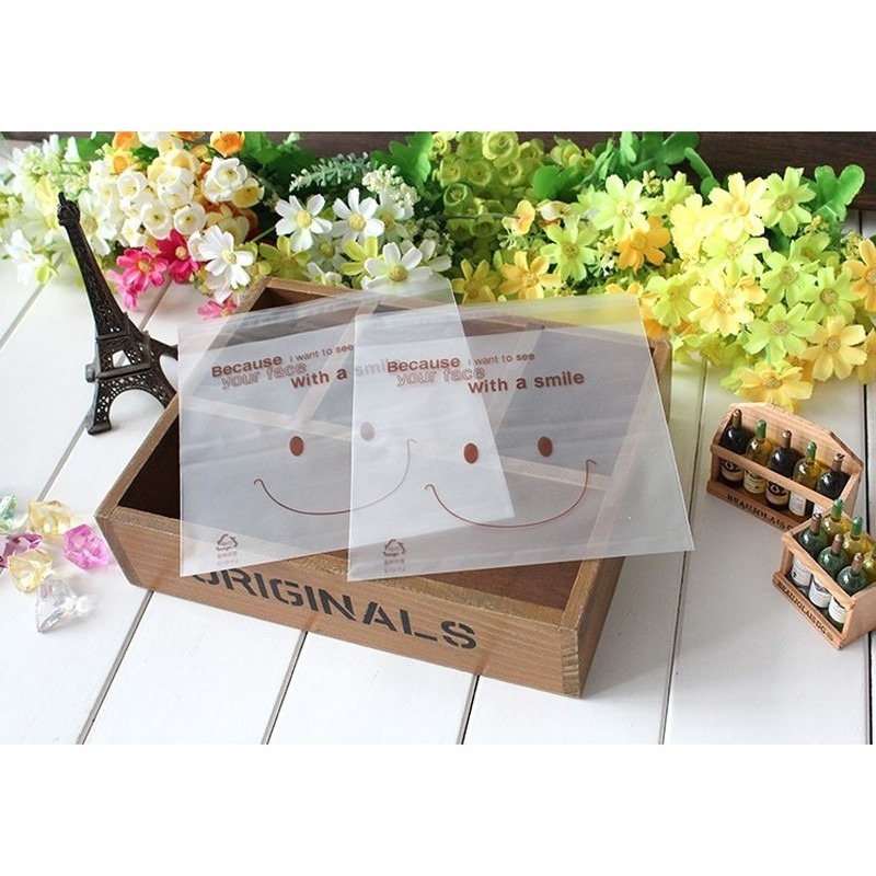 Bộ 100 Túi Nhựa Đựng Bánh Hình Mặt Cười Xinh Xắn