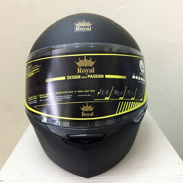 Mũ bảo hiểm fullface Royal M136 đen nhám