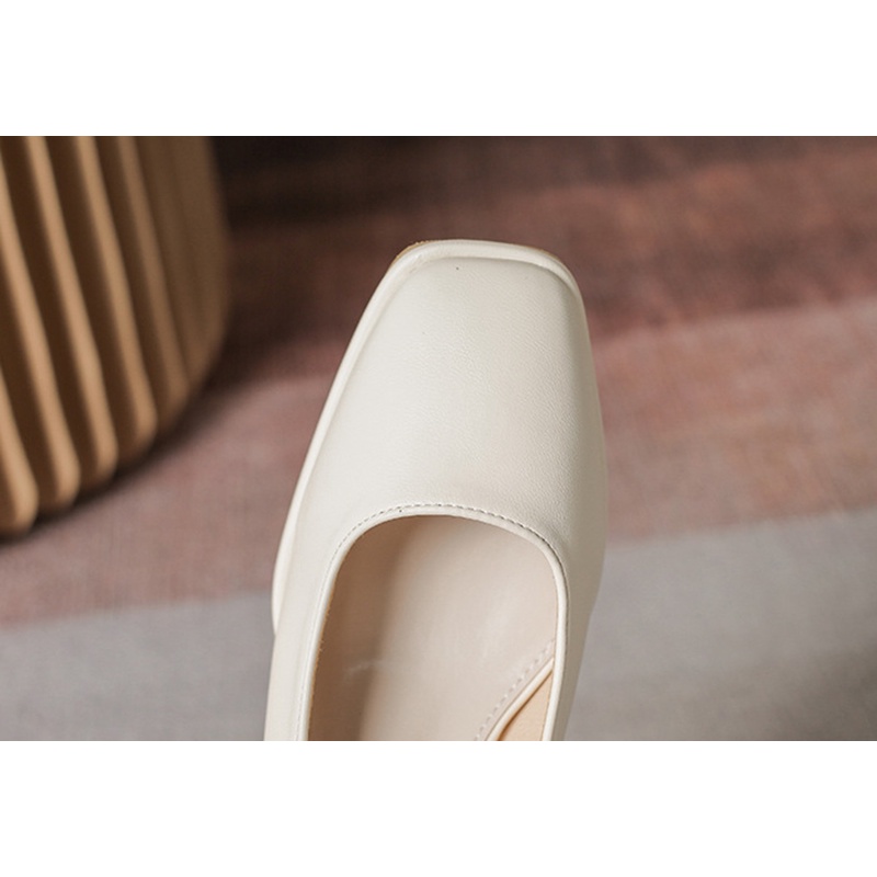 Giày cao gót dày Ielgy cài khóa đính ngọc trai giả dễ phối đồ thời trang cho nữ