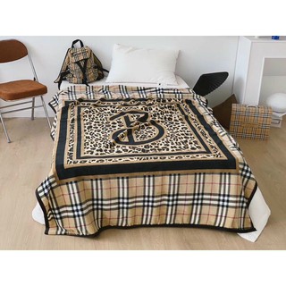 Chăn lông tuyết BURBERRY 2 lớp mền mịn_ Chăn mềm mịn thoáng
