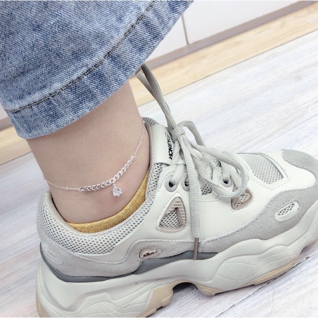 Lắc chân lắc tay thật viên đá nhân tạo 6li kiểu dáng cá tính bạc chuẩn NGỌC MẬU