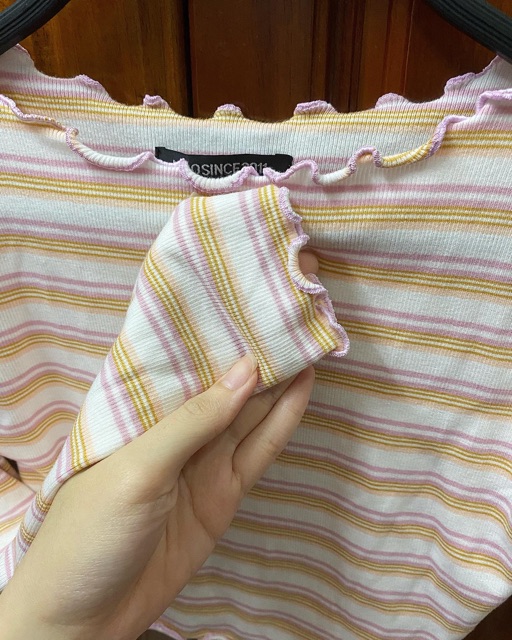 Áo tay dài sọc hồng