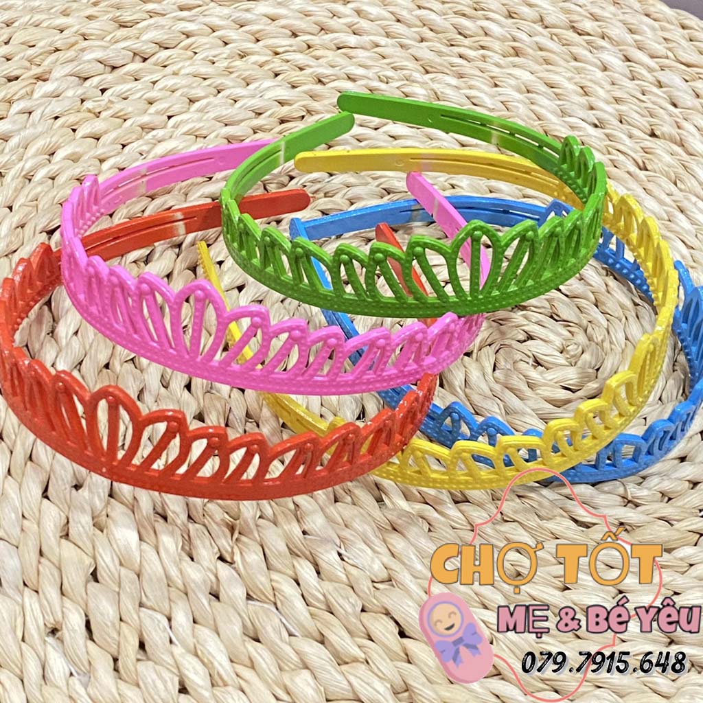 Cài Tóc Nhựa Cho Bé Nơ, Vương Miện Nhiều Màu Đơn Giản Chắc Tóc