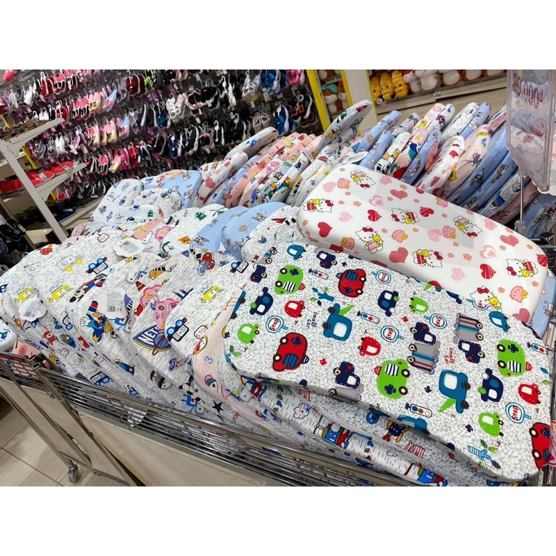 Gối cao su non to Baby Hien Trang, có lõm