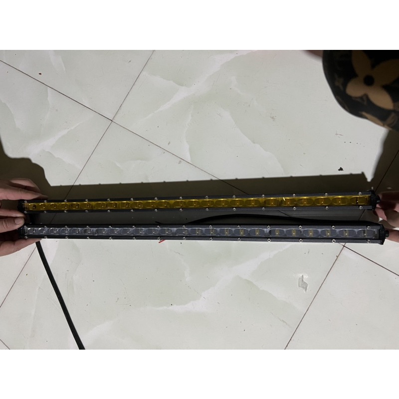 Đèn cây ,  đèn trợ sáng , đá còi 1 hàng