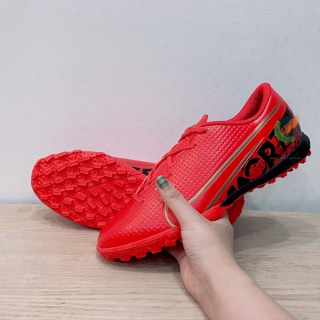 Giày bóng đá cr7 đỏ đen