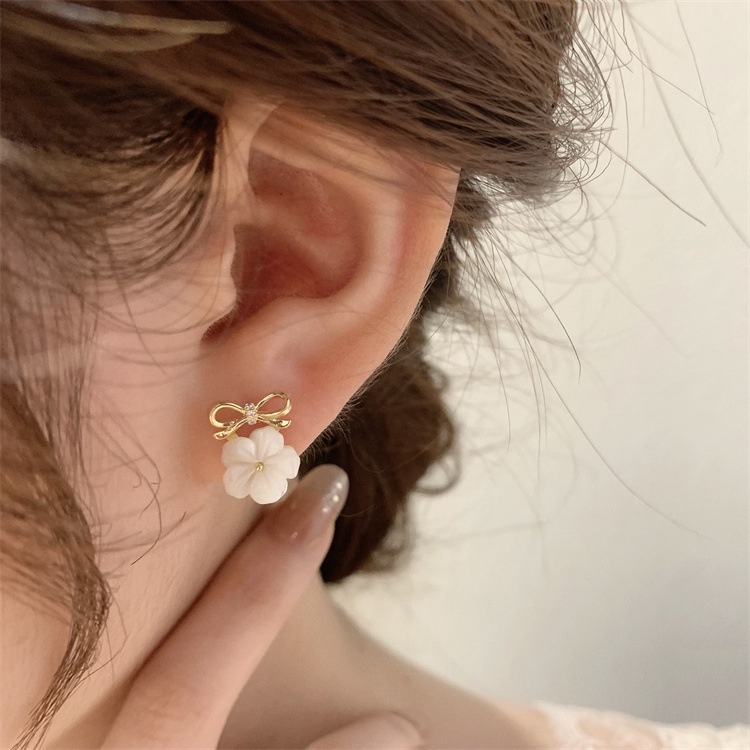 Bông Tai Mạ Bạc 925 Hình Nơ / Bông Hoa / Vỏ Sò Thời Trang Xinh Xắn Cho Nữ