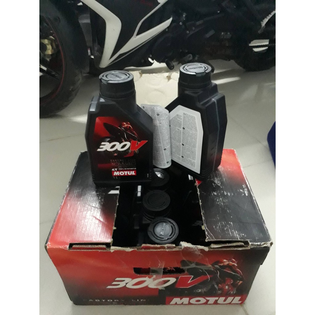 Motul 300v 10w40 Pháp