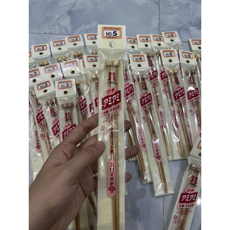 Đan thẳng Hamanaka 23cm