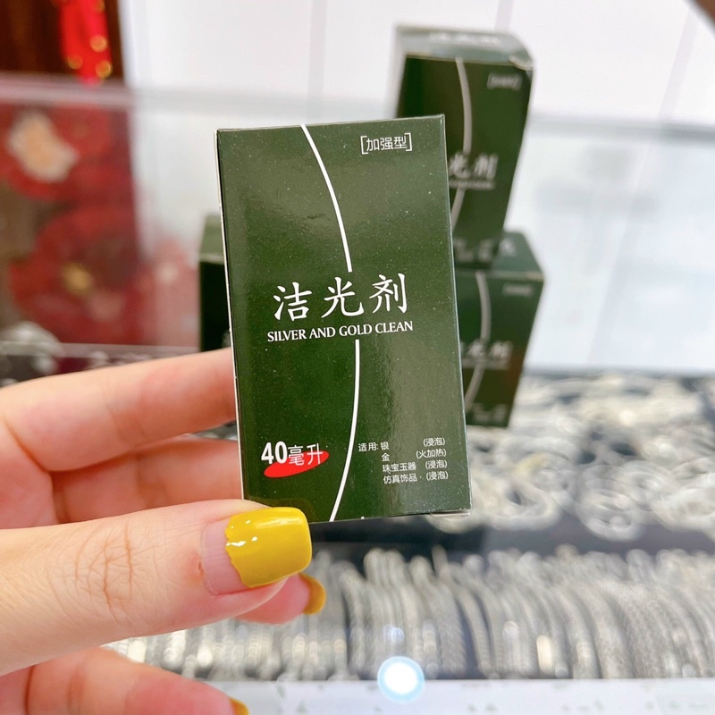 Nước rửa làm sáng vàng, bạc nhanh chóng tiết kiệm Minh Hằng Jewelry