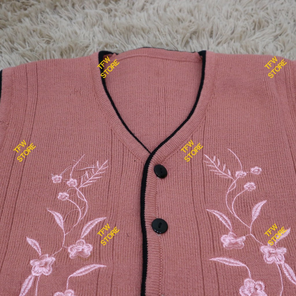 Áo len gile cổ tim thêu hoa mai cho bà, cho mẹ, người thân - Hàng VN | BigBuy360 - bigbuy360.vn