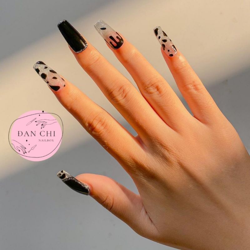 NailBox móng úp thiết kế sẵn Mẫu Đen