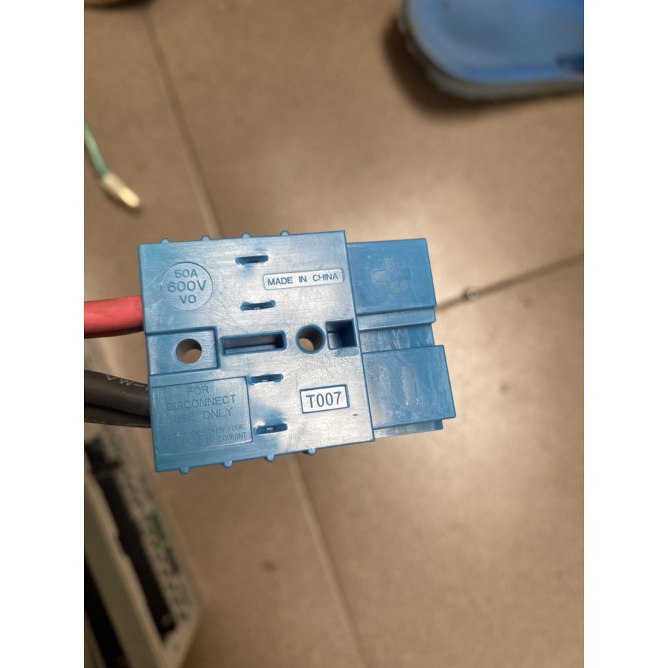 Socket T007 TE dùng cho UPS APC