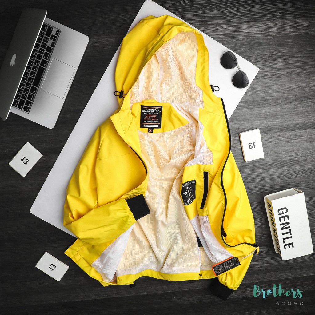 Áo khoác gió Super.dry chất dù vải hãng mặc được quanh năm rất đã