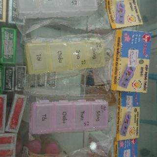 Hộp đựng thuốc chia liều