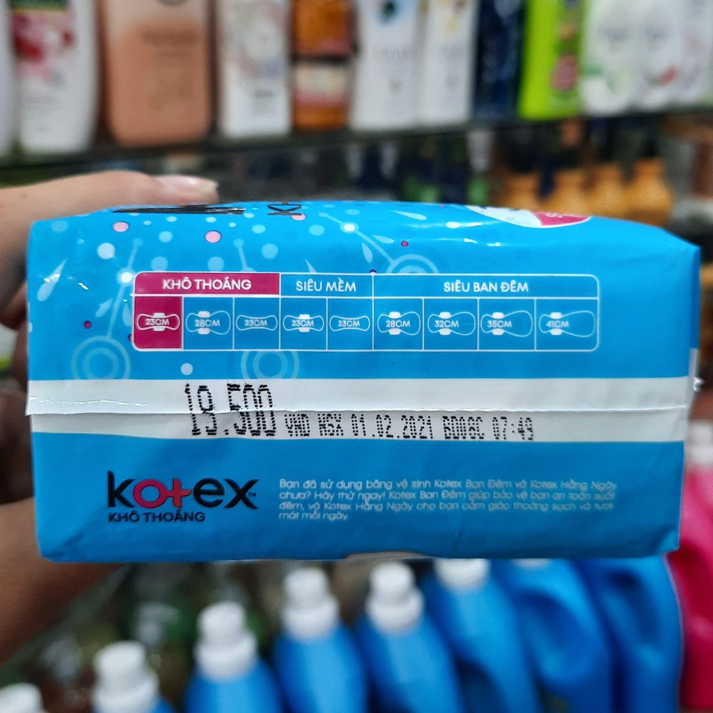 Băng vệ sinh Kotex khô thoáng - chống tràn - bảo vệ tối ưu - siêu mỏng - có cánh 8 miếng 23cm