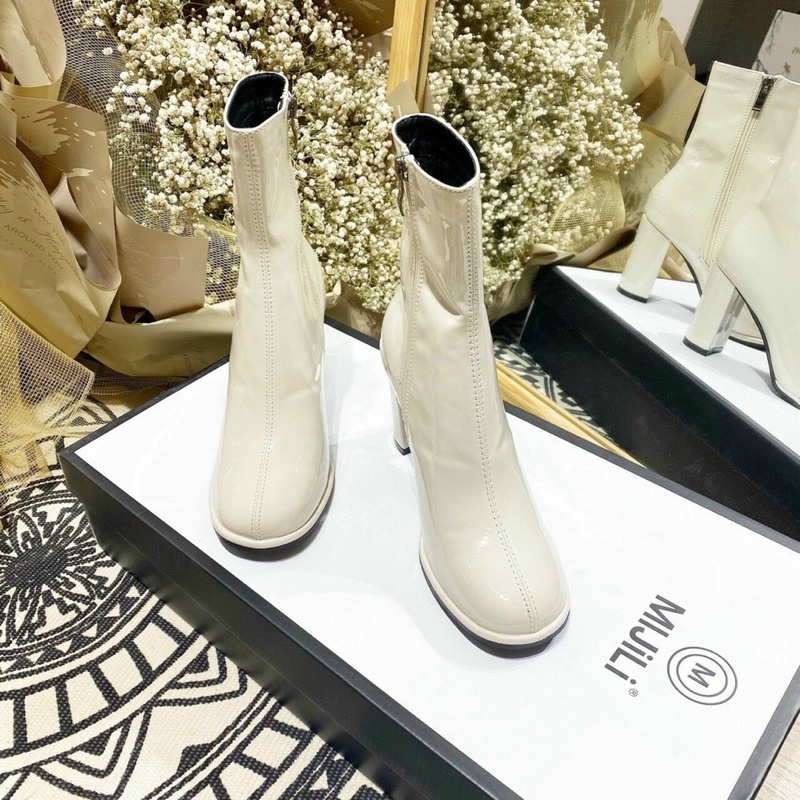 Boot lửng mũi tròn da bóng Mịi Mai phương bùi