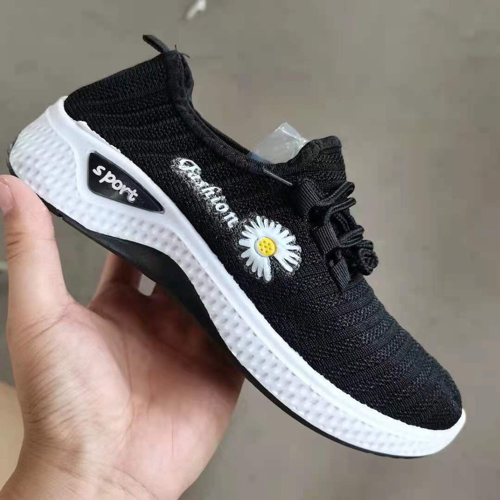 Giày thể thao, giày sneaker hình hoa cúc thời trang đế cao su siêu êm SP2