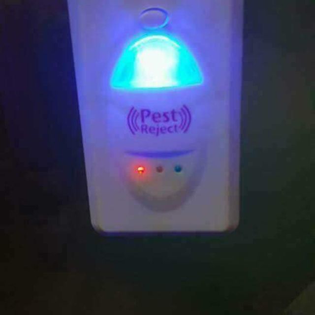 Máy đuổi côn trùng