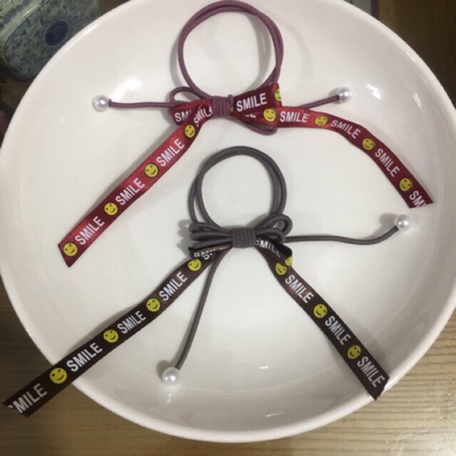 Sỉ 10 buộc tóc ruy băng in chữ smile 27k