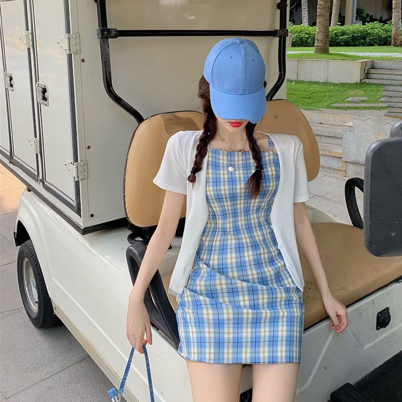 Đầm hai dây sát nách ôm dáng họa tiết kẻ sọc thời trang mùa hè | BigBuy360 - bigbuy360.vn
