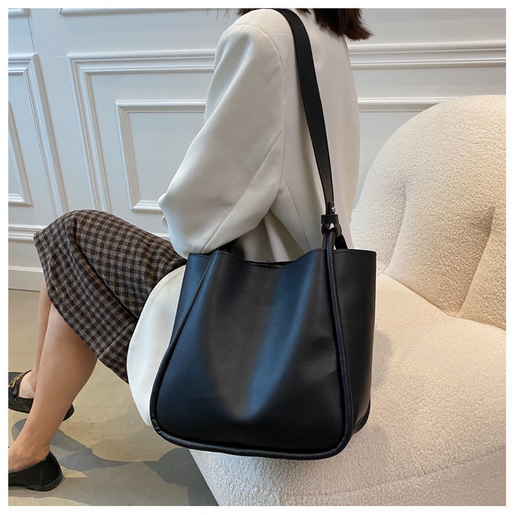 Túi bucket Đeo Chéo Cỡ Lớn 2022