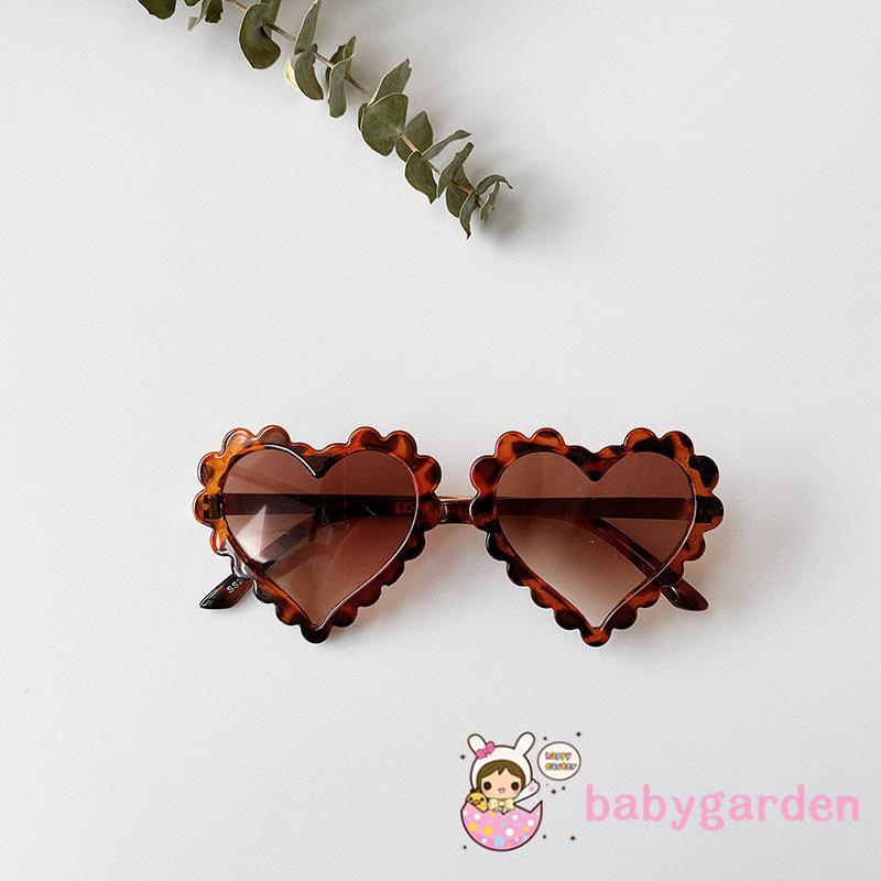 Kính mát trang trí hình trái tim chống tia UV dành cho bé