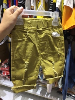 Quần jean lửng bé trai
