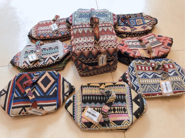 Hộp trang điểm size bé