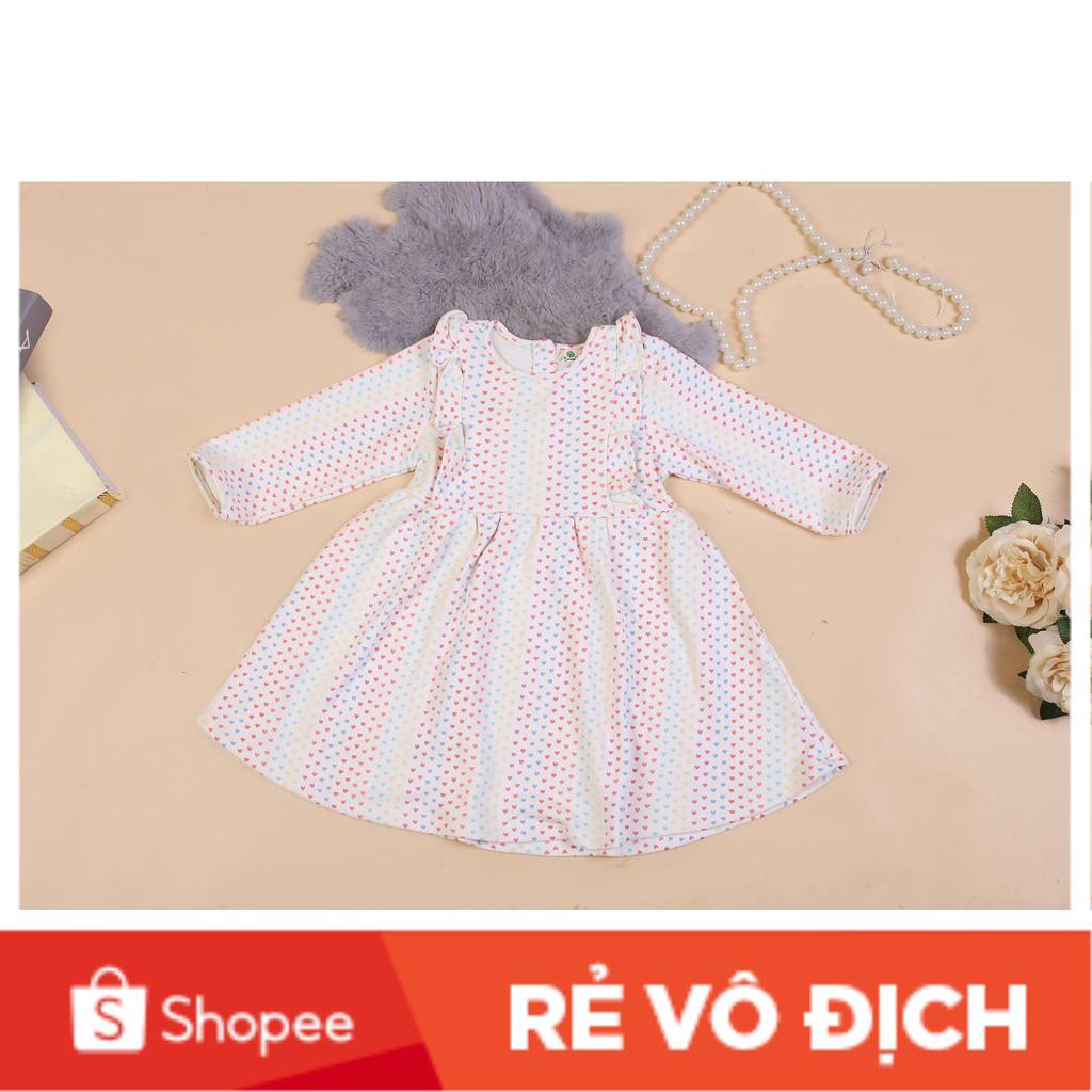 Váy nỉ da cá hoa văn bé gái size 1-5T, cho bạn từ 9-18kg. Chất nỉ da cá dày dặn, bền đẹp. Dễ mặc, dễ phối đồ