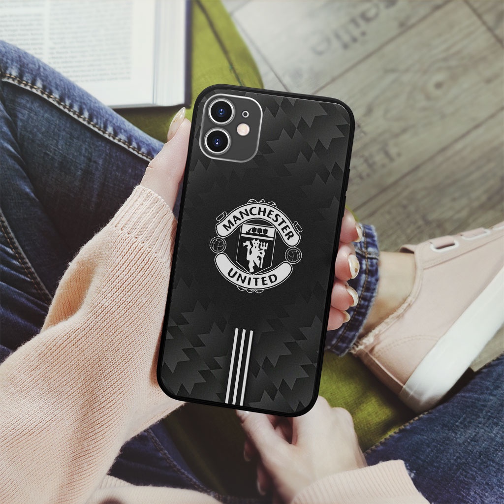 Ốp lưng logo manchester united black background pro 13 11 12 promax 7 8 plus xs X Xr  FOO20222534
