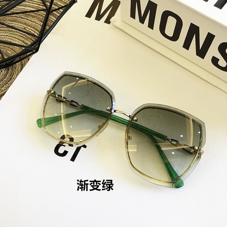 Kính Mát Chống Tia UV Phong Cách Thời Trang Mới 2022